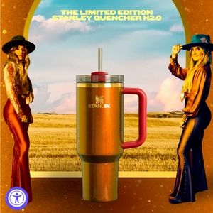Stanley x Lainey Wilson 40oz Quencher Flowstate Tumbler